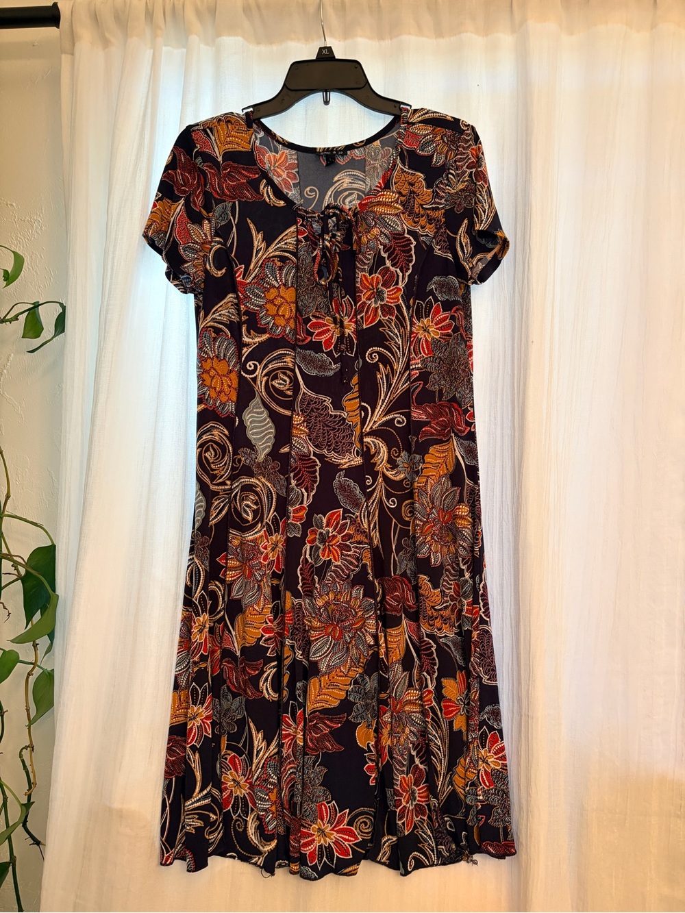 Sami & Jo Black Floral Tie-Neck Midi Dress with Rust and Orange Accents